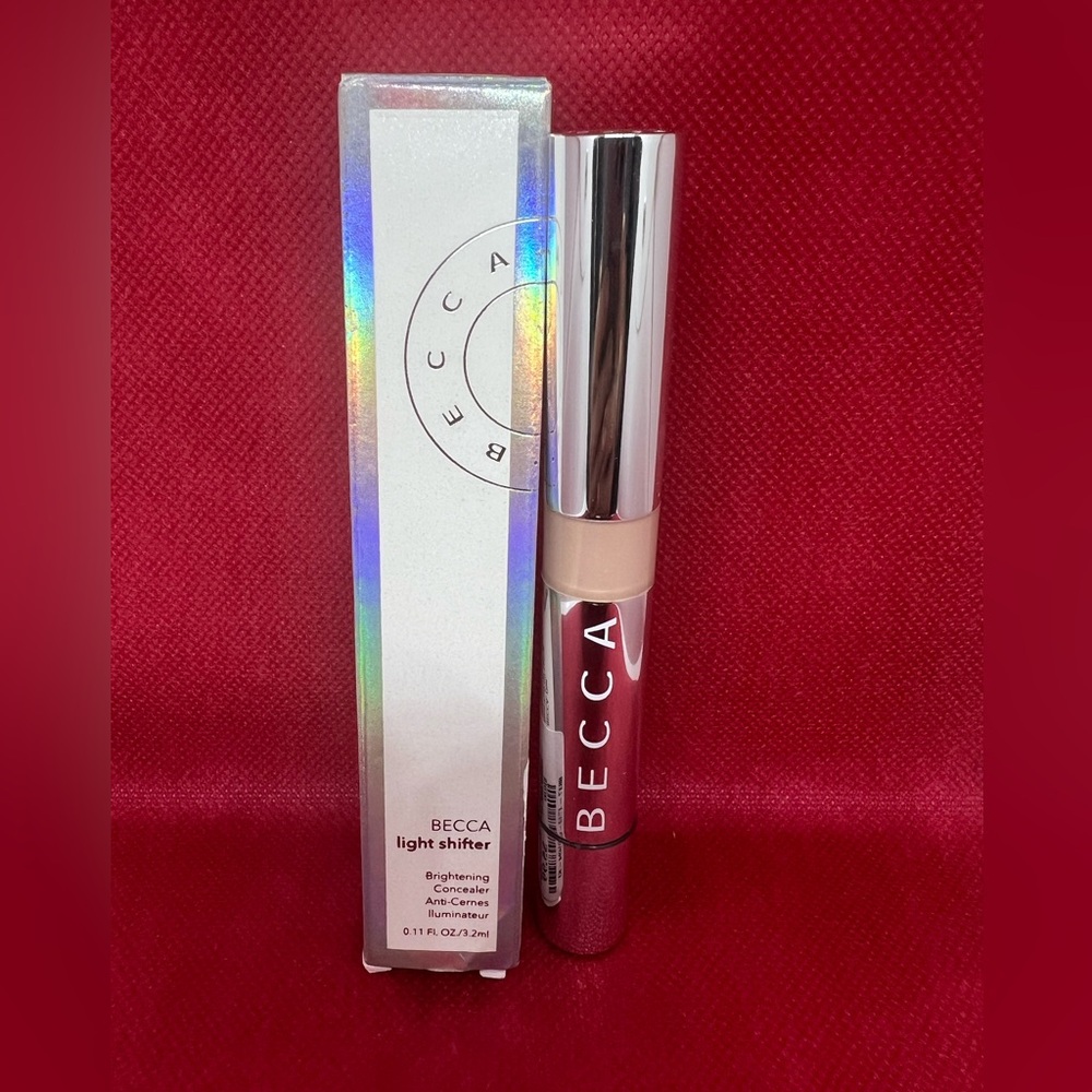 BECCA~Light Shifter Brightening Concealer * Cosmic2 *~ 3.2mL/0.11 Oz~NIB!